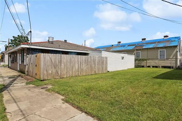 1832 SEVENTH ST, New Orleans, LA 70115