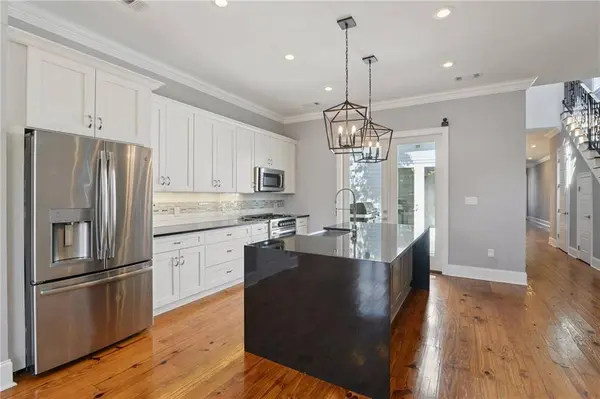 4221 S ROBERTSON ST, New Orleans, LA 70115