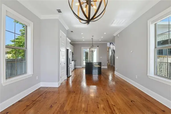 4221 S ROBERTSON ST, New Orleans, LA 70115