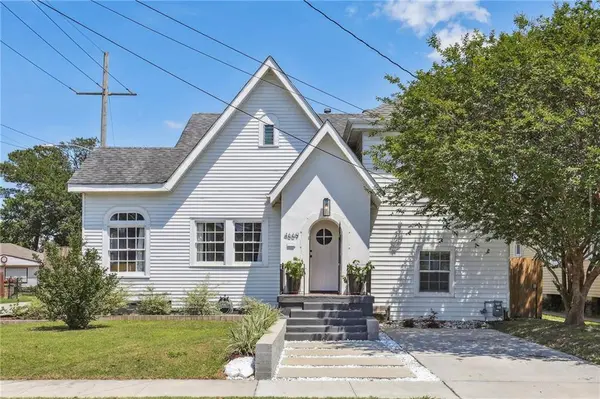 4669 BACCICH ST, New Orleans, LA 70122