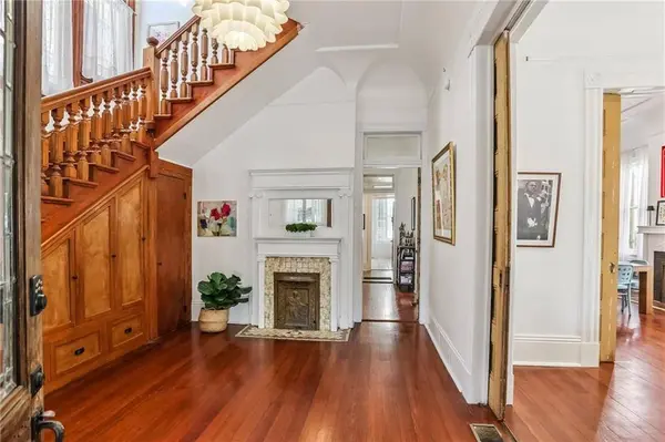 5111 PRYTANIA ST, New Orleans, LA 70115