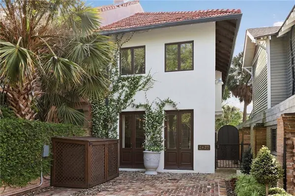 2627 S CARROLLTON AVE, New Orleans, LA 70118