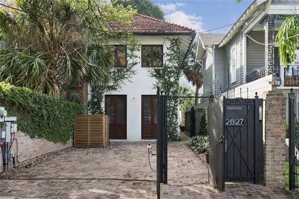 2627 S CARROLLTON AVE, New Orleans, LA 70118