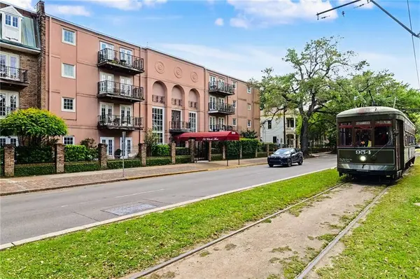 3000 ST CHARLES AVE #105, New Orleans, LA 70115