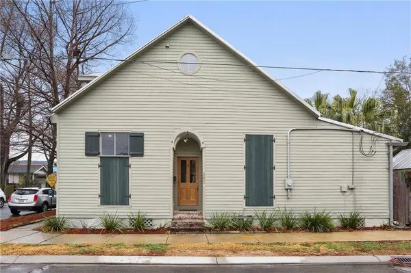 301 BURDETTE ST, New Orleans, LA 70118