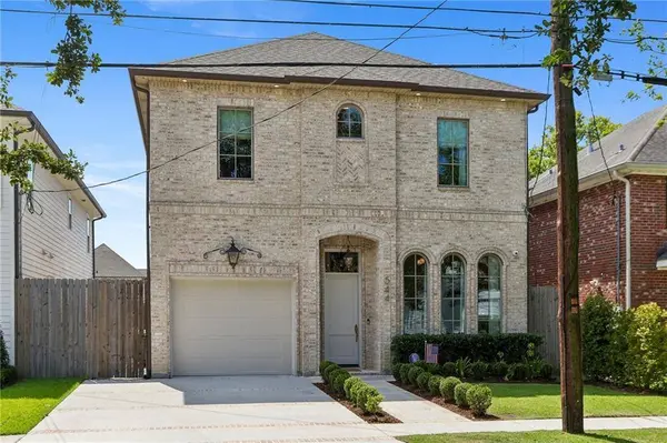 544 METAIRIE LAWN DR