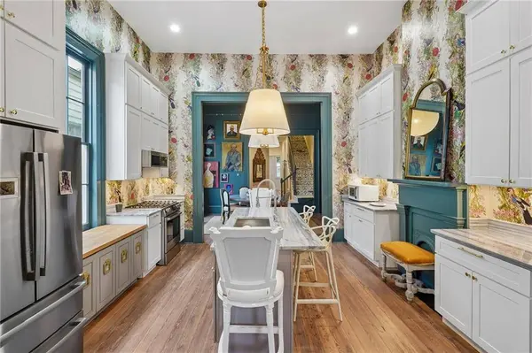 827 SECOND ST, New Orleans, LA 70130