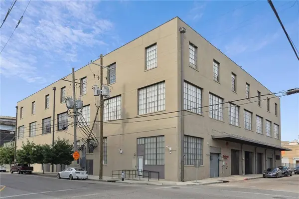 1103 TCHOUPITOULAS ST #102, New Orleans, LA 70130