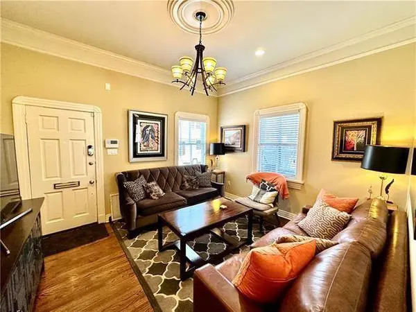 3108 BURGUNDY ST, New Orleans, LA 70117