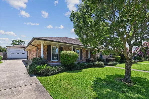 4516 JAMES DR, Metairie, LA 70003