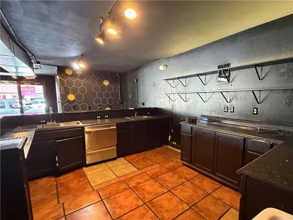 3150 CALHOUN ST, New Orleans, LA 70125