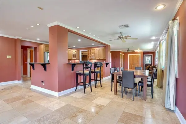 1239 SEVILLE DR, New Orleans, LA 70122