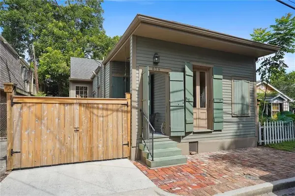 626 INDEPENDENCE ST, New Orleans, LA 70117