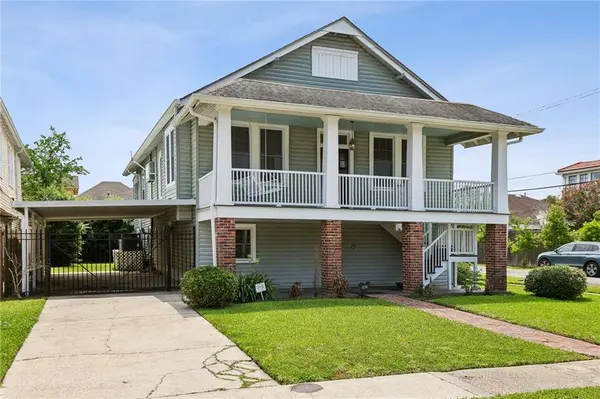 4236 WALMSLEY AVE, New Orleans, LA 70125
