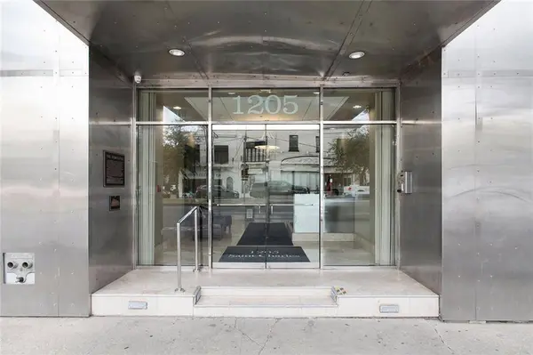 1205 ST CHARLES AVE #1213, New Orleans, LA 70130