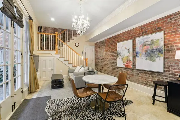 828 ST CHARLES AVE #4, New Orleans, LA 70130