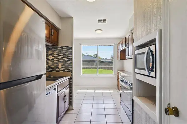 2445 TAFFY DR, Kenner, LA 70065