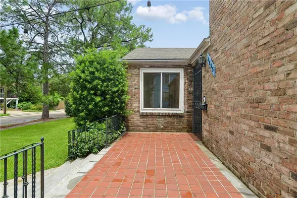 4633 DART ST, New Orleans, LA 70125