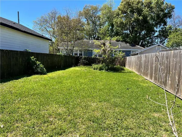 6006 EADS ST, New Orleans, LA 70122