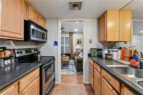 732 CHEROKEE ST #103, New Orleans, LA 70118