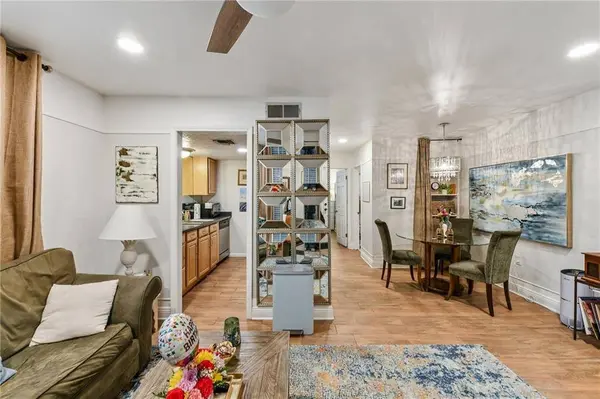 732 CHEROKEE ST #103, New Orleans, LA 70118