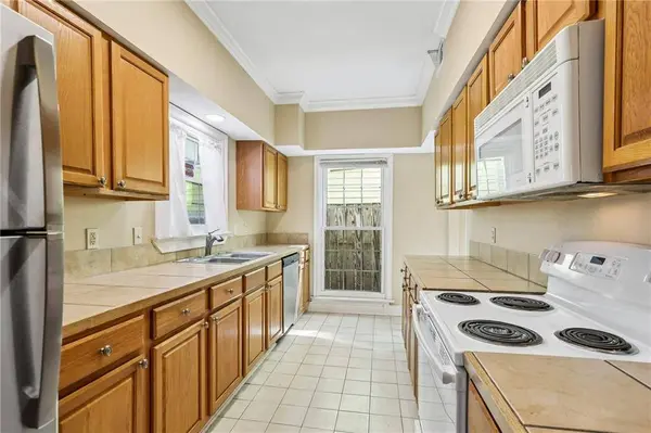 95 VERSAILLES BLVD, New Orleans, LA 70126