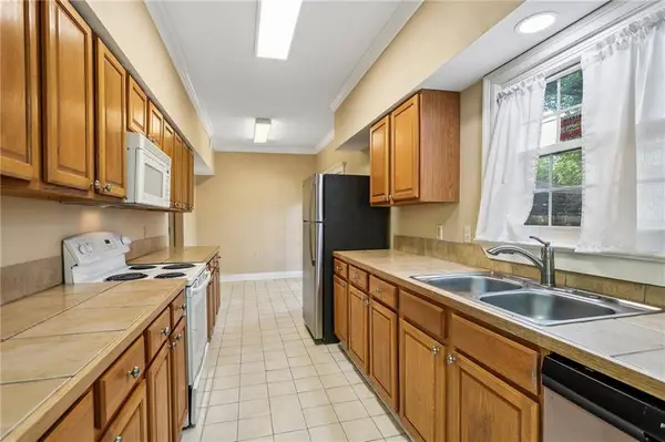 95 VERSAILLES BLVD, New Orleans, LA 70126