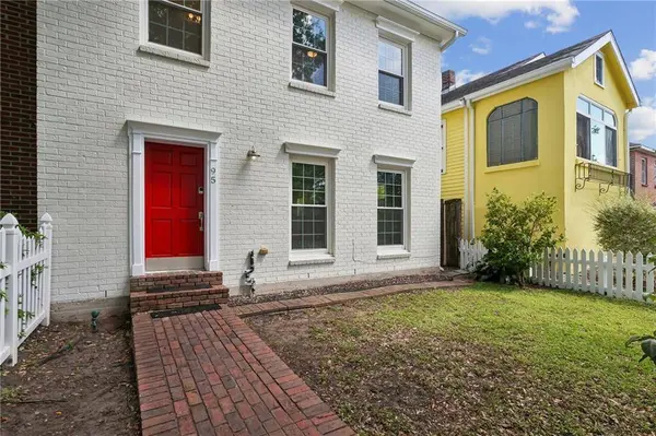 95 VERSAILLES BLVD, New Orleans, LA 70126