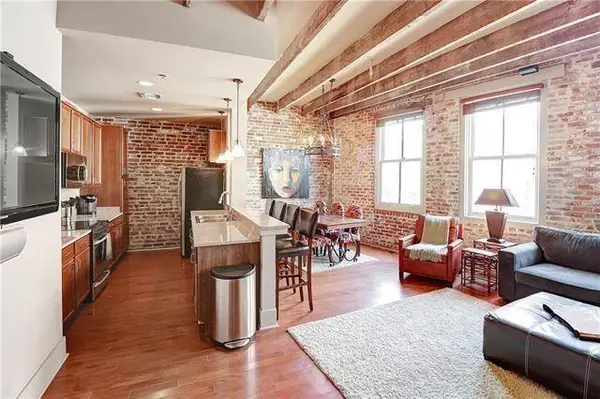 840 TCHOUPITOULAS ST #201, New Orleans, LA 70130