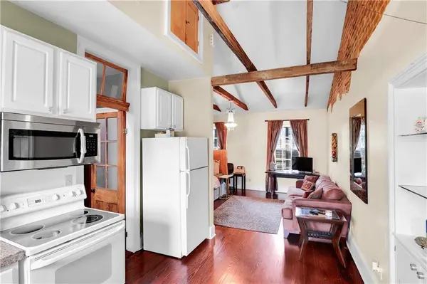 1004 GOVERNOR NICHOLLS ST #G, New Orleans, LA 70116