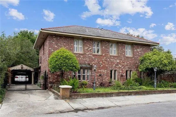 6465 OAKLAND DR, New Orleans, LA 70118