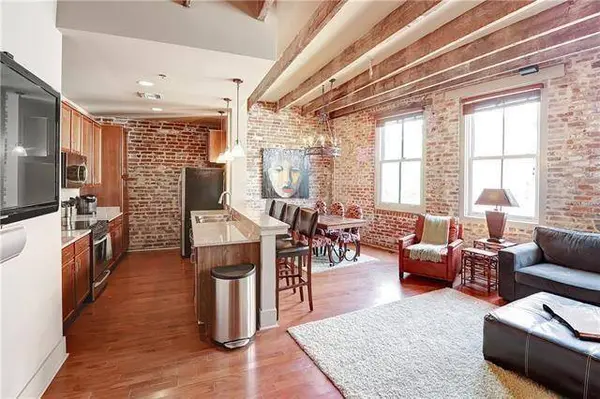 840 TCHOUPITOULAS ST #201, New Orleans, LA 70130