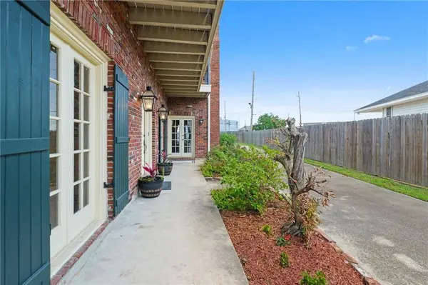 104 DUCAYET DR, Destrehan, LA 70047