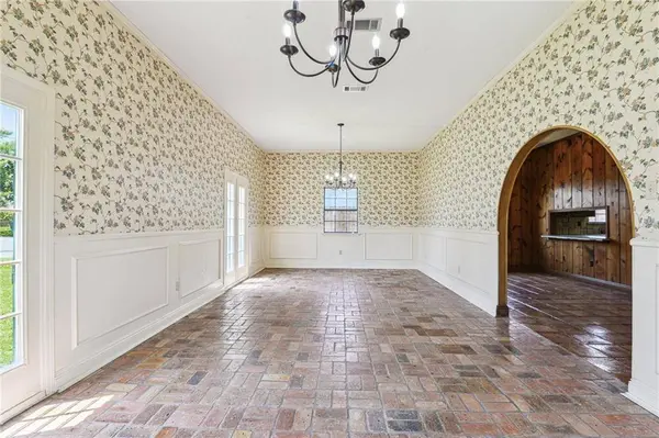 104 DUCAYET DR, Destrehan, LA 70047