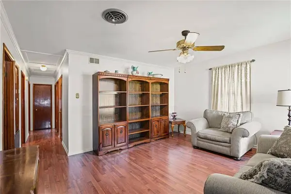 9 MAPLE LN, Gretna, LA 70053