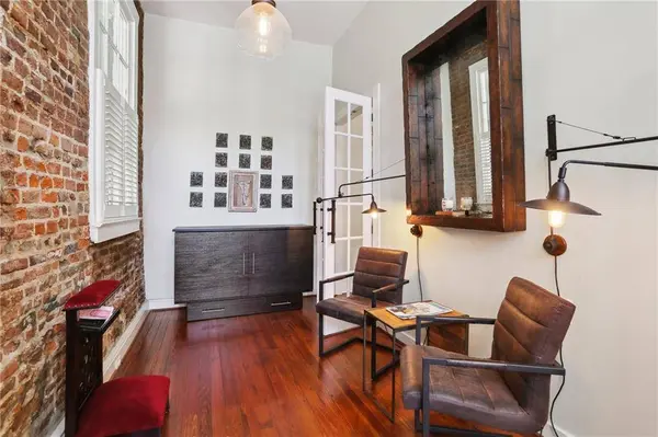 921 CHARTRES ST #9, New Orleans, LA 70116