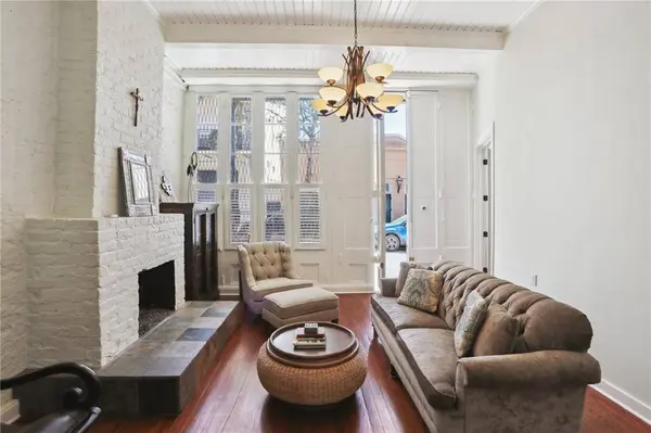 921 CHARTRES ST #9, New Orleans, LA 70116