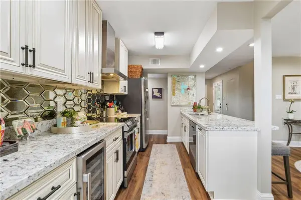 351 LAKE AVE, Metairie, LA 70005