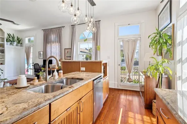 943 N RENDON ST, New Orleans, LA 70119