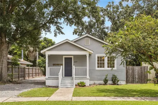 237 VINET AVE, Jefferson, LA 70121