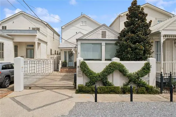 5525 COLISEUM ST, New Orleans, LA 70115