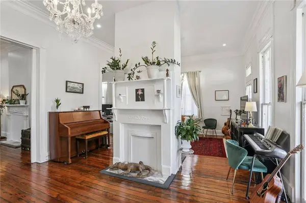 2733 MILAN ST, New Orleans, LA 70115