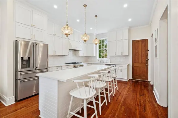 6118 LAUREL ST, New Orleans, LA 70118