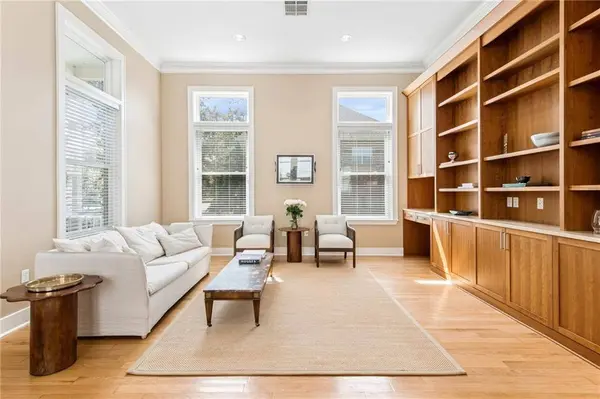 6830 MARSHAL FOCH ST, New Orleans, LA 70124