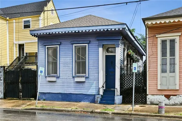 1240 N VILLERE ST, New Orleans, LA 70116
