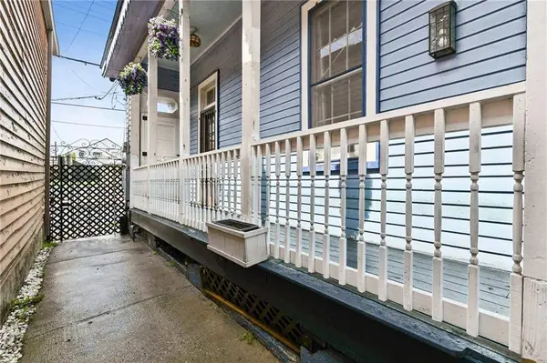 1240 N VILLERE ST, New Orleans, LA 70116