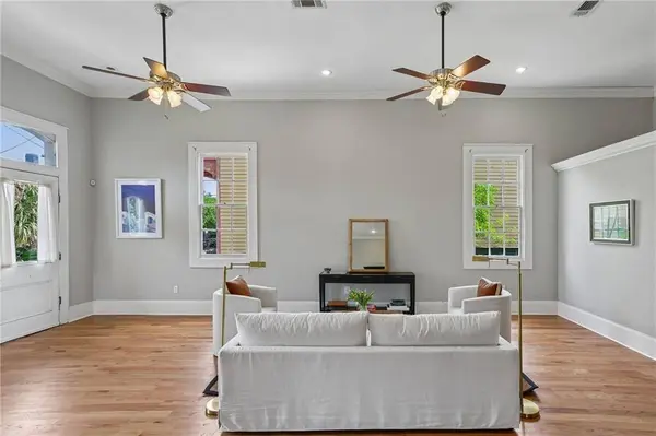 4810 DAUPHINE ST, New Orleans, LA 70117