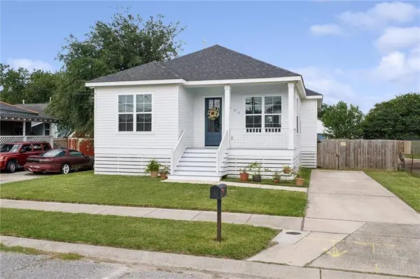 6125 EADS ST, New Orleans, LA 70122