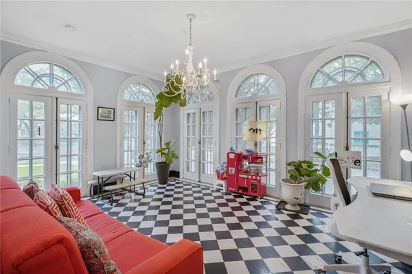 58 FONTAINEBLEAU DR, New Orleans, LA 70125