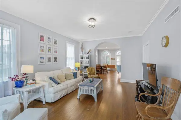 58 FONTAINEBLEAU DR, New Orleans, LA 70125